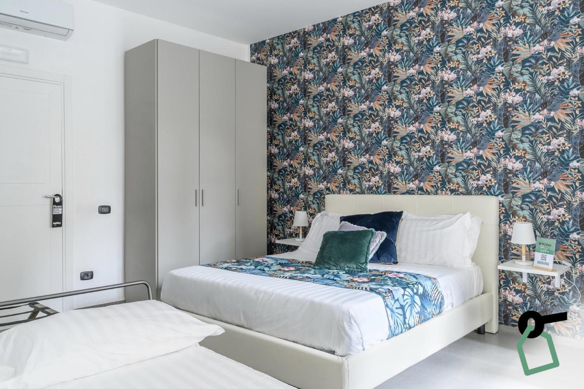 Hotiday Room Collection - Napoli Sant'Arcangelo Екстериор снимка
