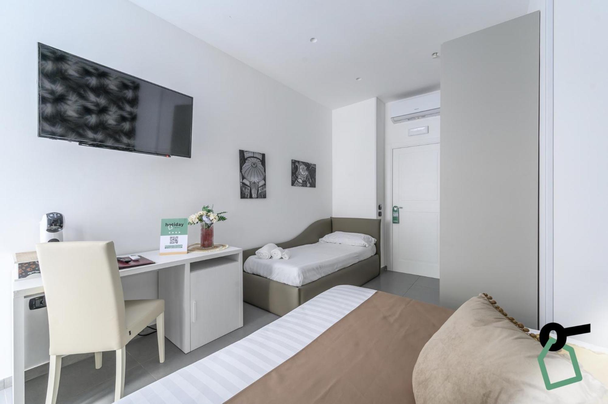 Hotiday Room Collection - Napoli Sant'Arcangelo Екстериор снимка