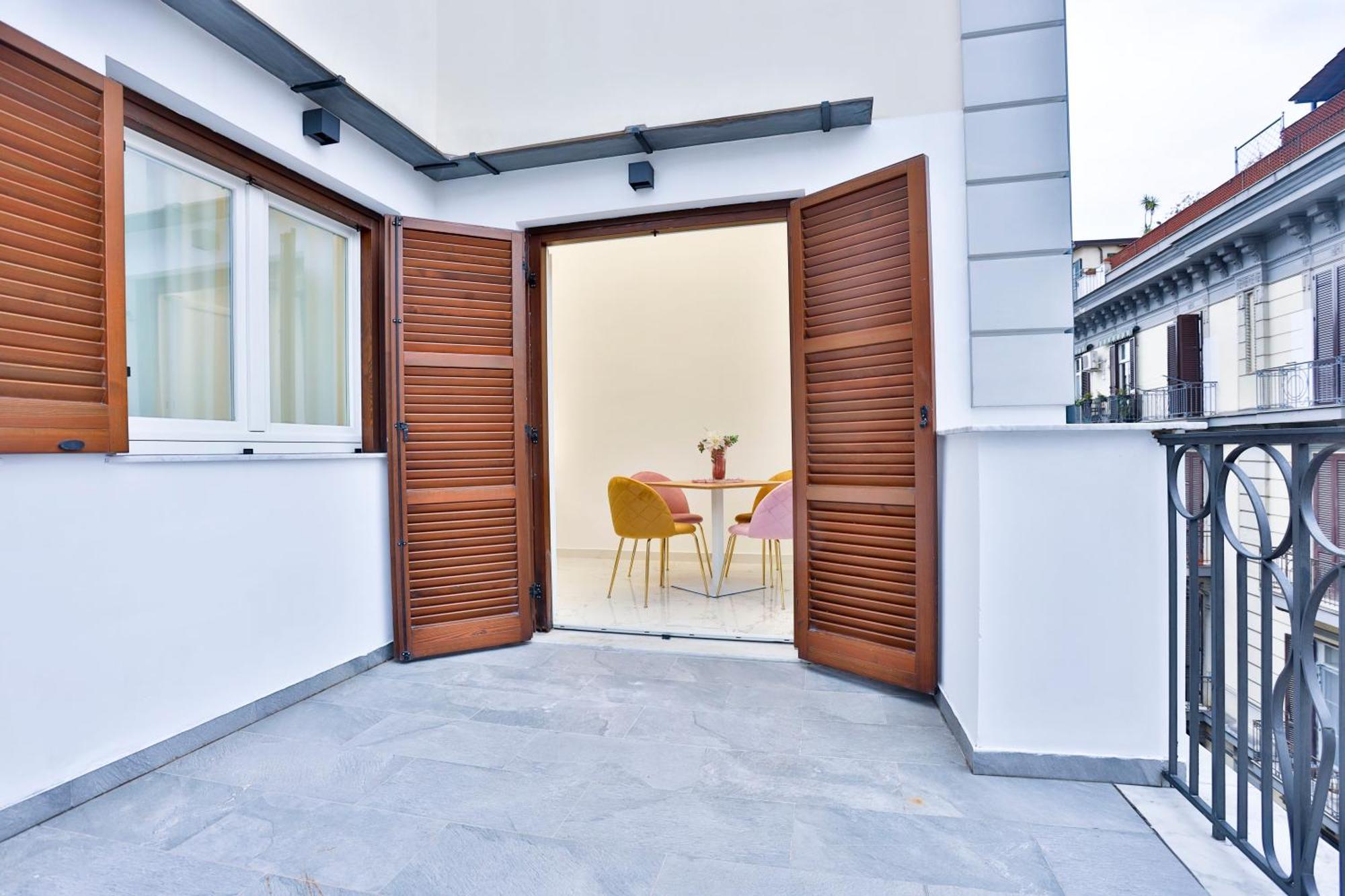 Hotiday Room Collection - Napoli Sant'Arcangelo Екстериор снимка